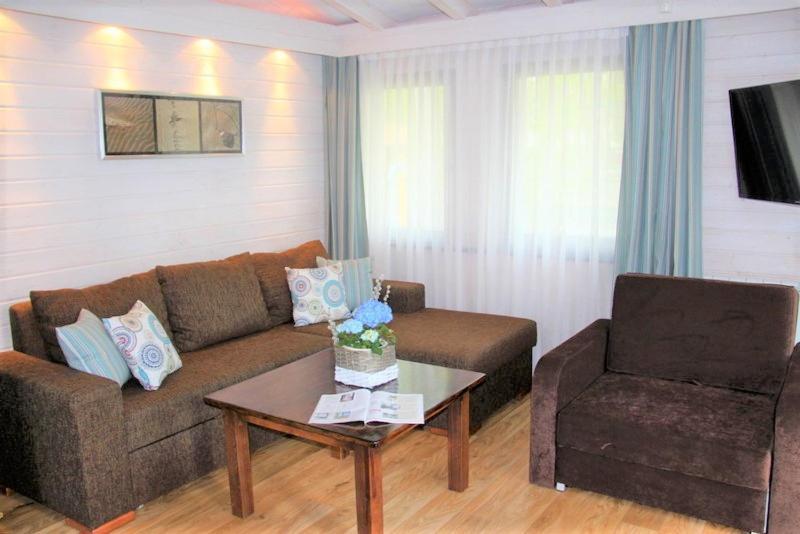 Osrodek Wczasowy Lesny Resort Mielno Mielno  Exterior foto